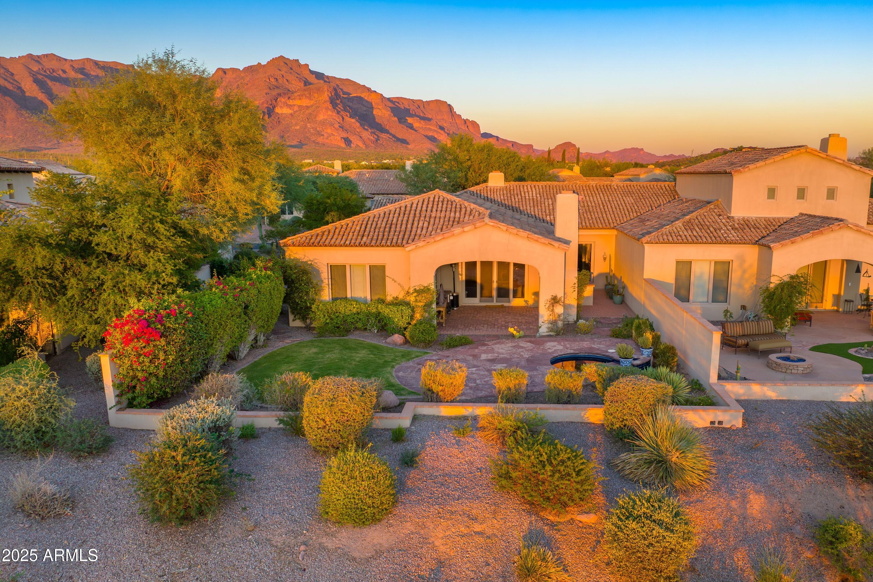 Superstition Mountain - Residential