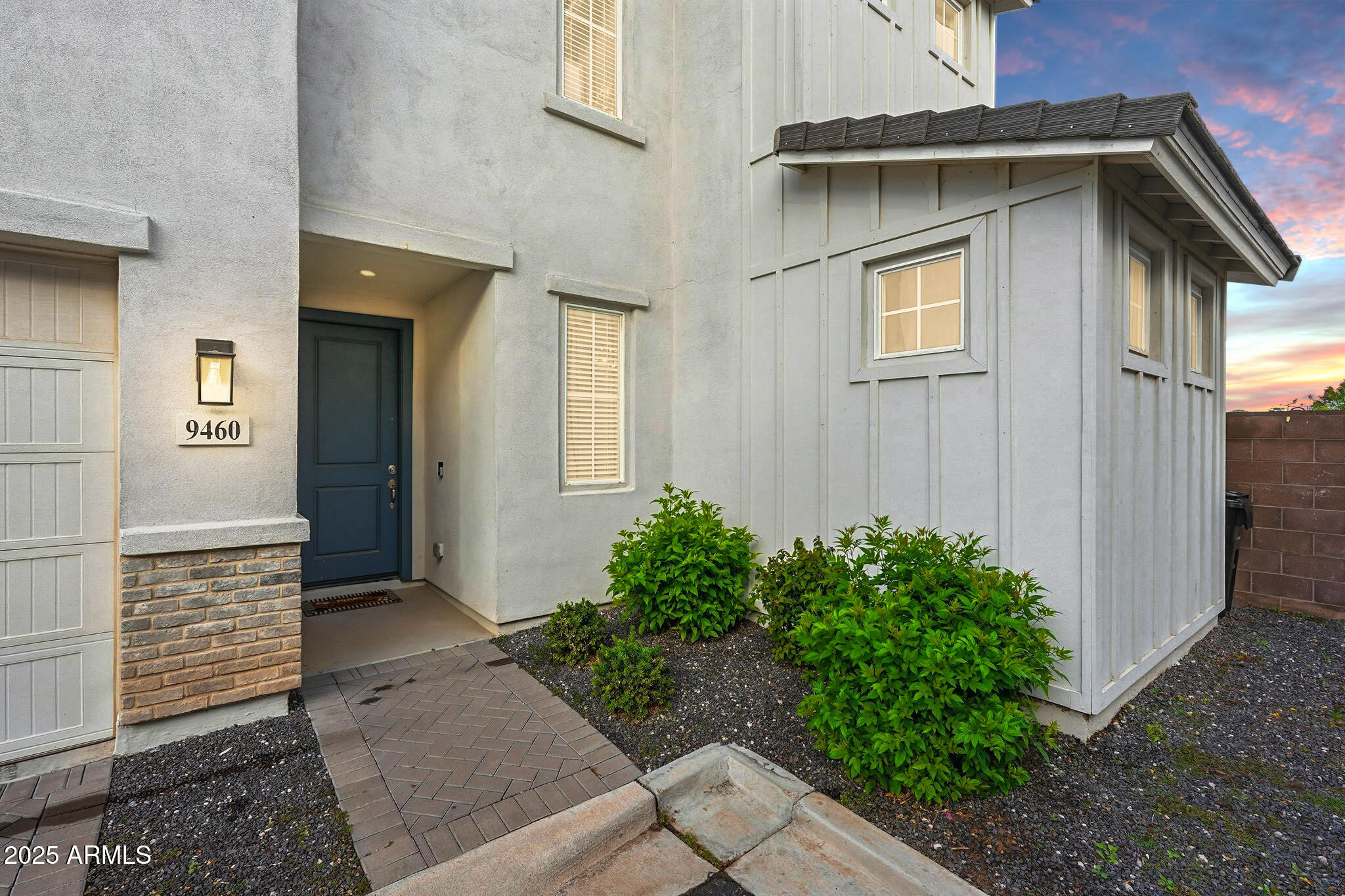 9460 E TUMERIC Avenue