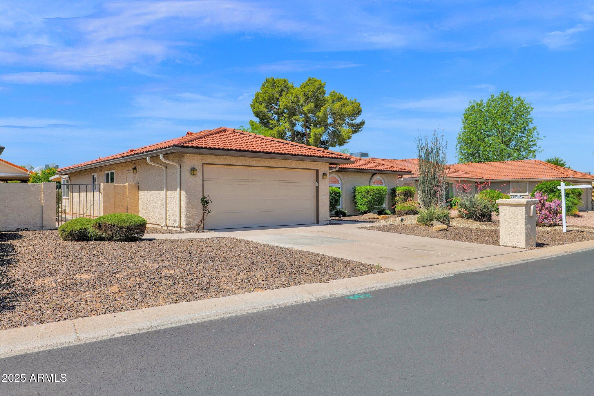 25644 S HOWARD Drive
