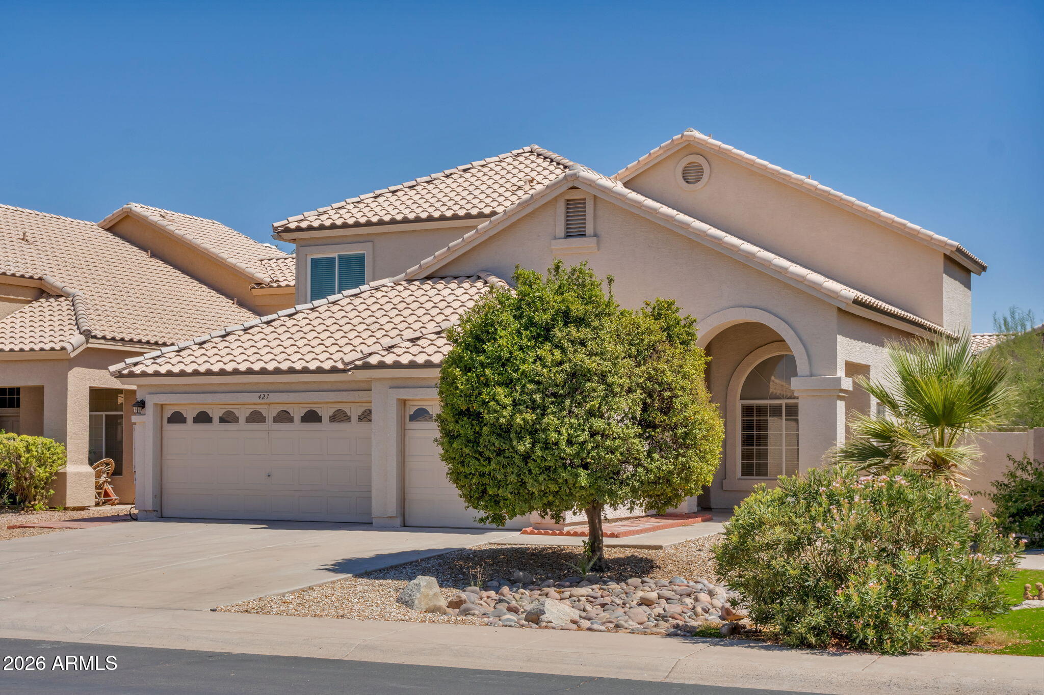 427 W PALOMINO Drive