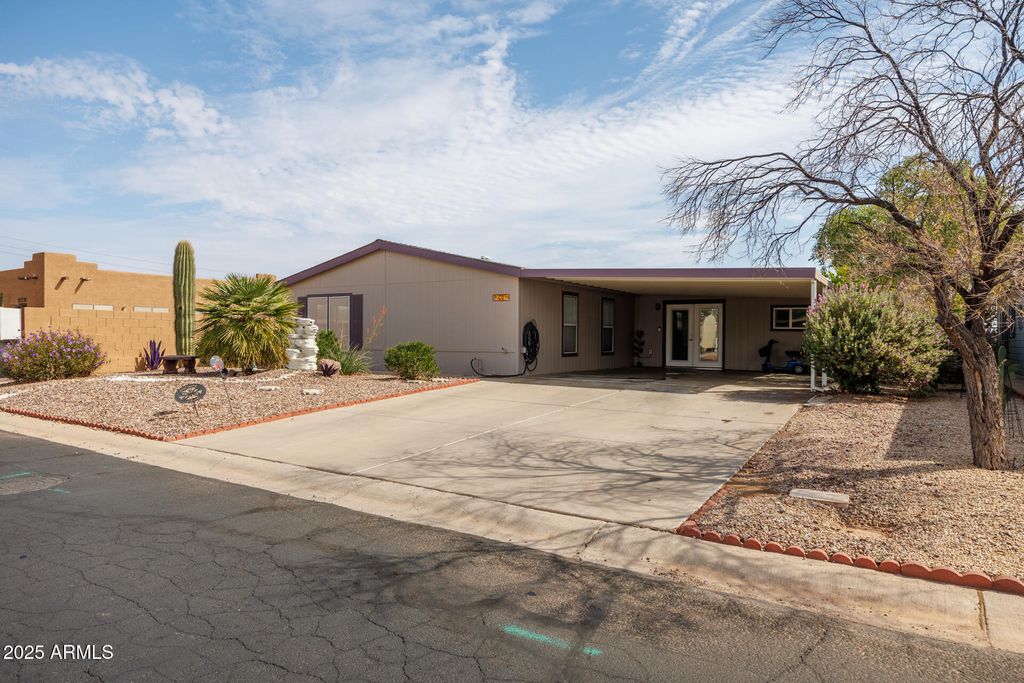 Photo of 155 E Rodeo Road #1, Casa Grande, AZ 85122 (MLS # 6933757)