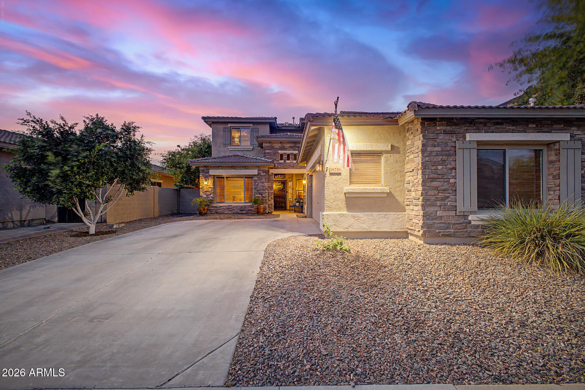 16738 W LARIAT Lane