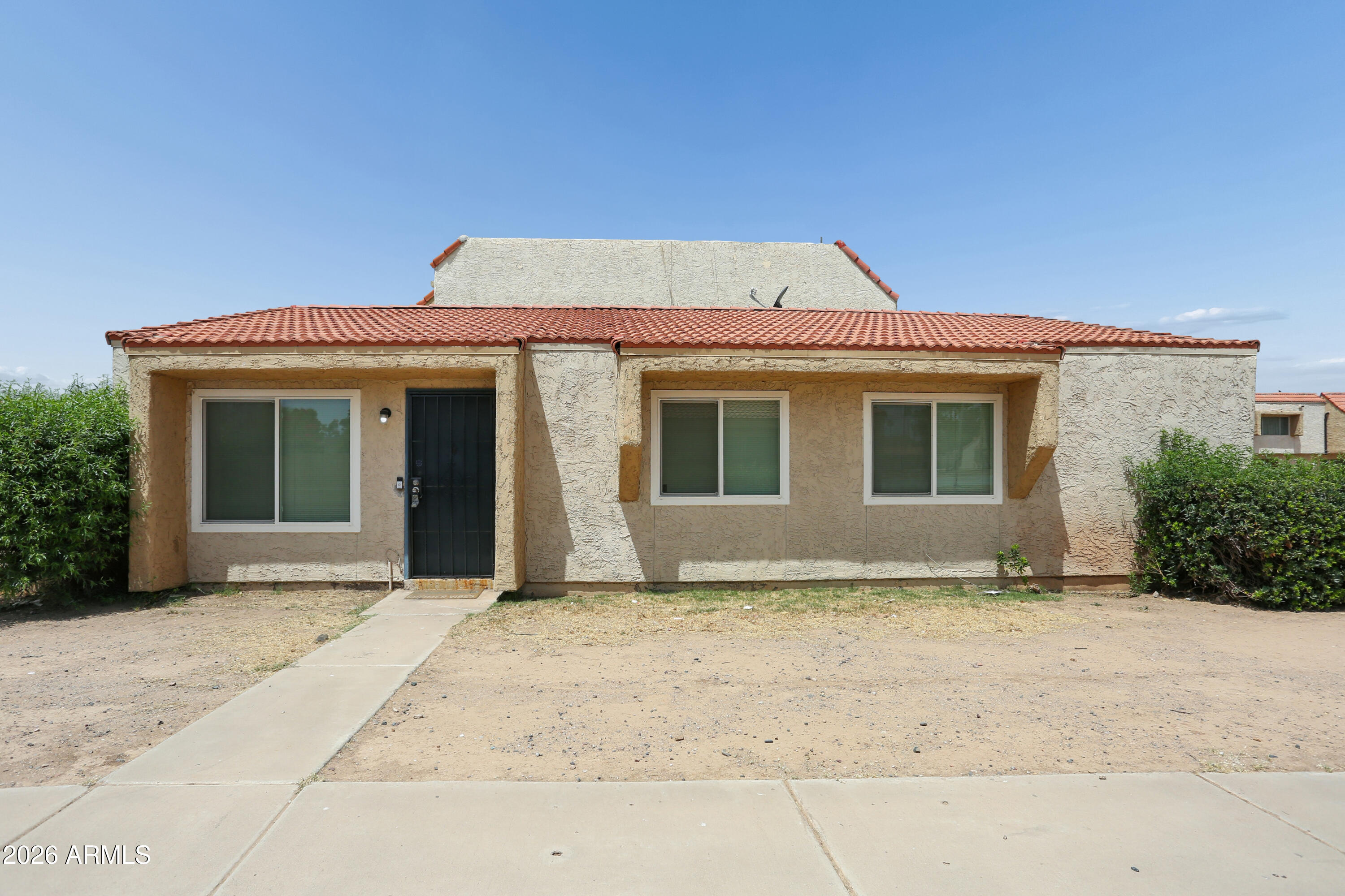 4848 W ROSE Lane
