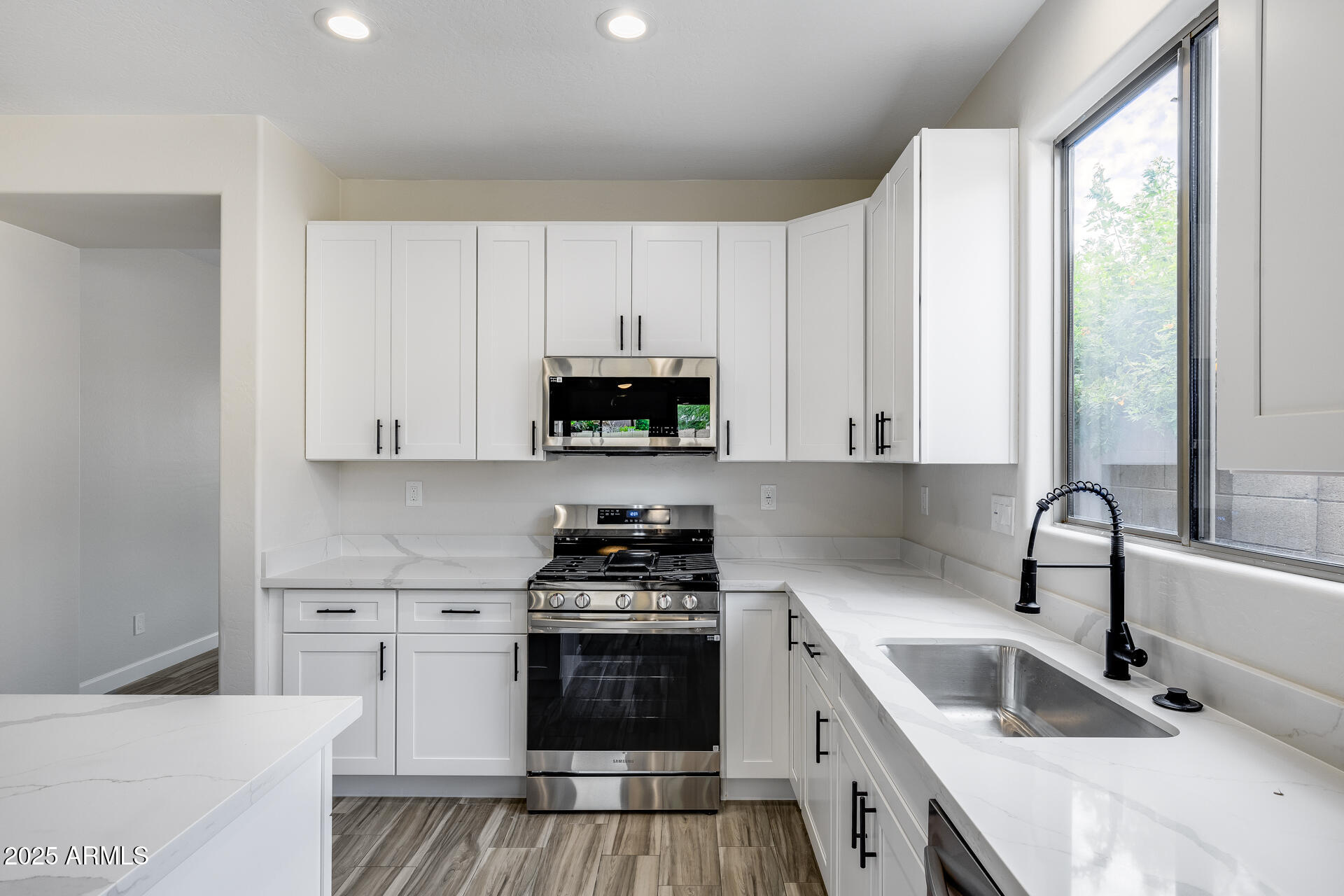 39731 N HIGH NOON Way