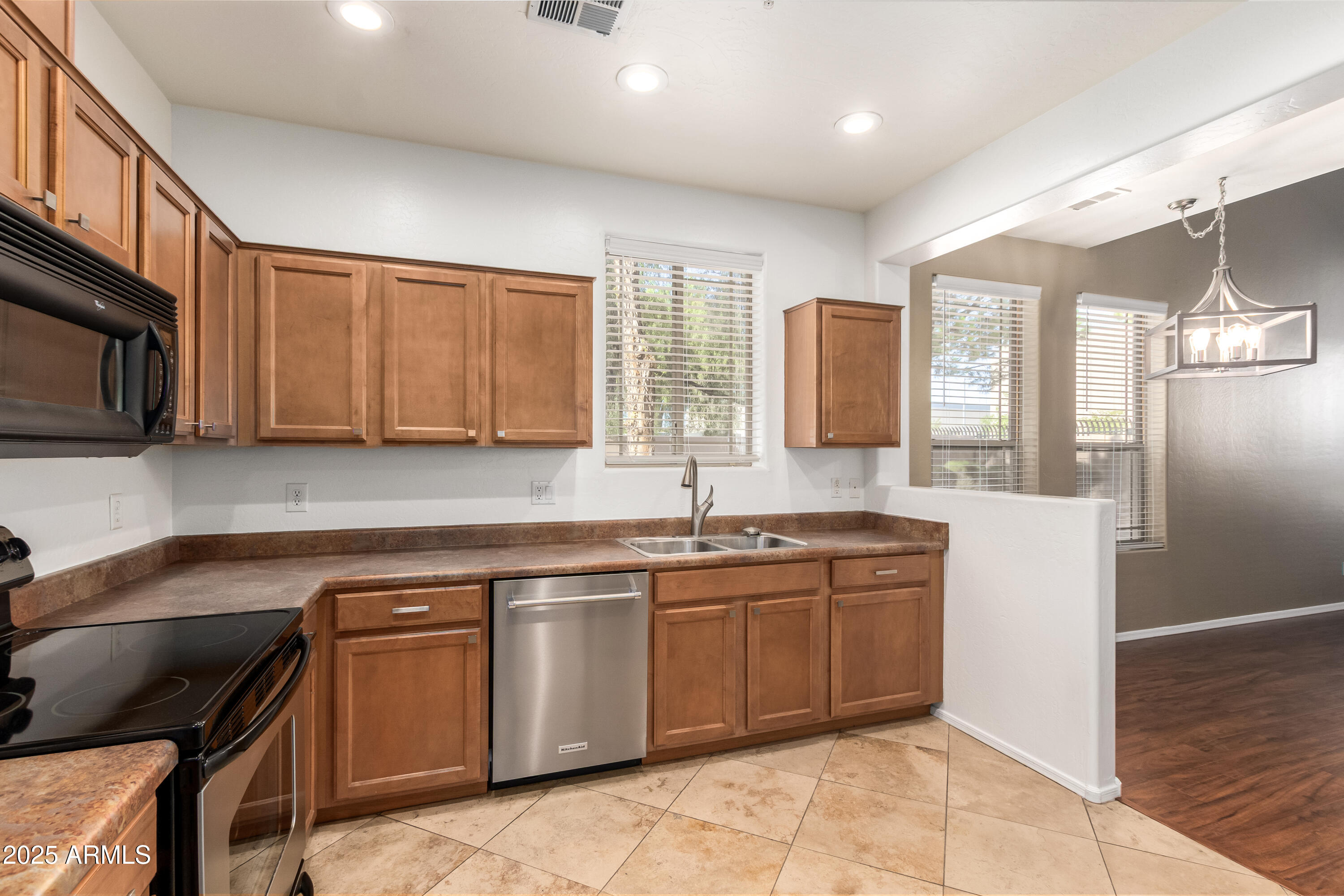 Phoenix, Arizona 85008, United States, 2 Bedrooms Bedrooms, ,2 BathroomsBathrooms,Residential,Active,182944