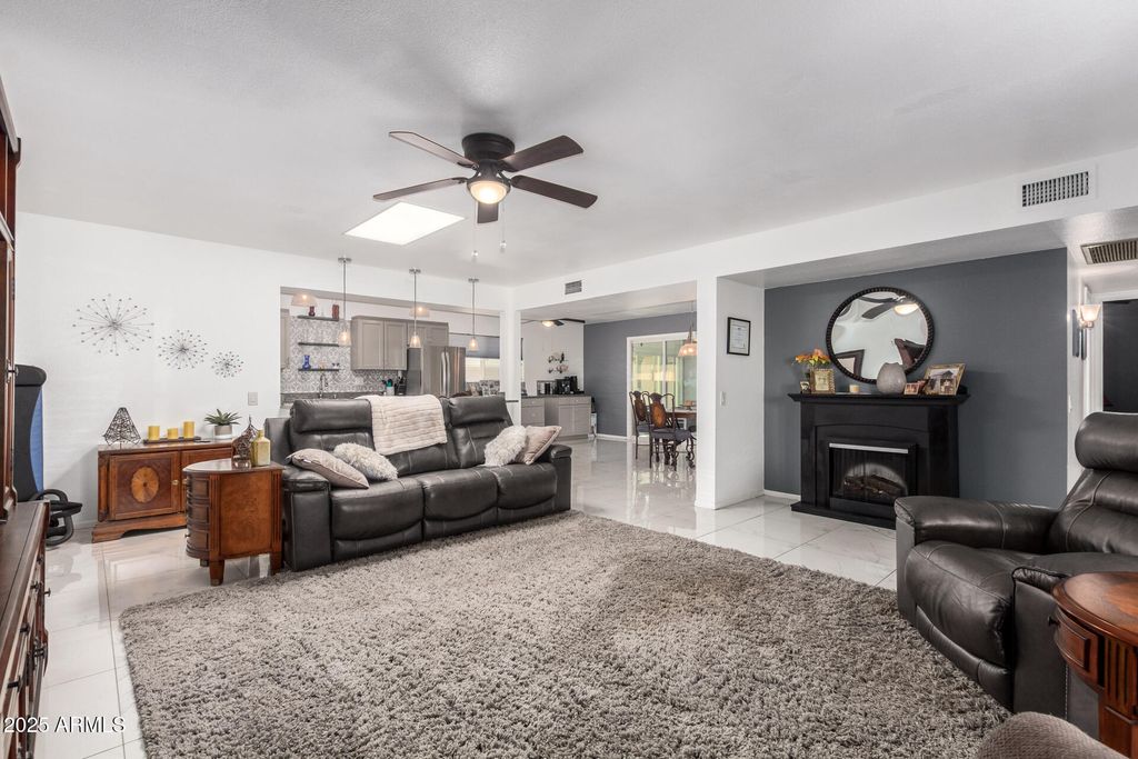 Photo of 17611 N 102nd Drive, Sun City, AZ 85373 (MLS # 6946060)