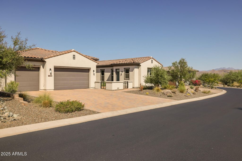 Photo of 18016 E Wolf Tree Lane, Rio Verde, AZ 85263 (MLS # 6939526)