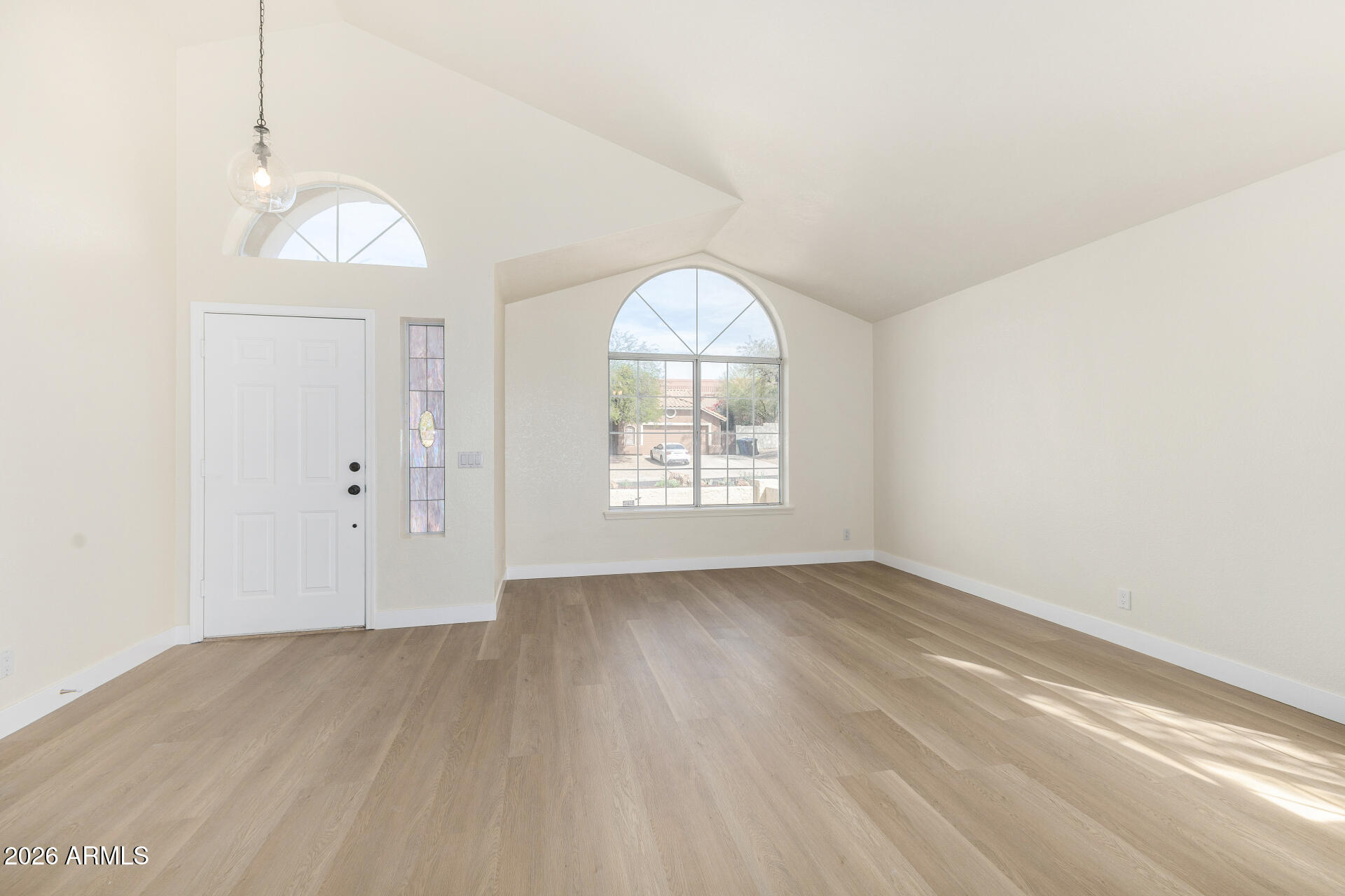 6565 E QUARTZ Street