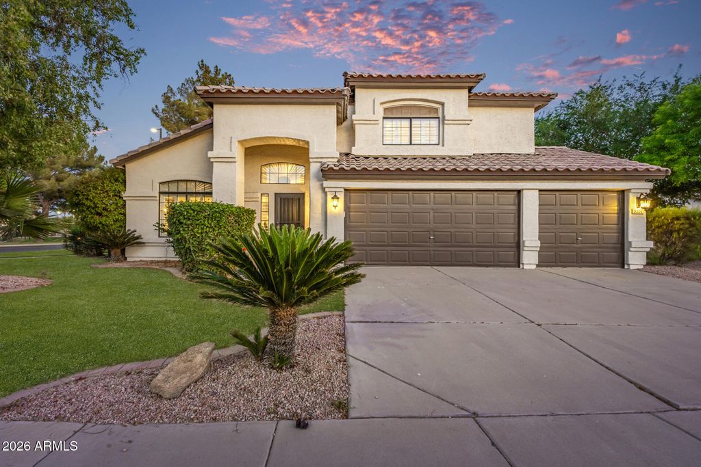 Photo of 3201 S Horizon Place, Chandler, AZ 85248 (MLS # 7009182)