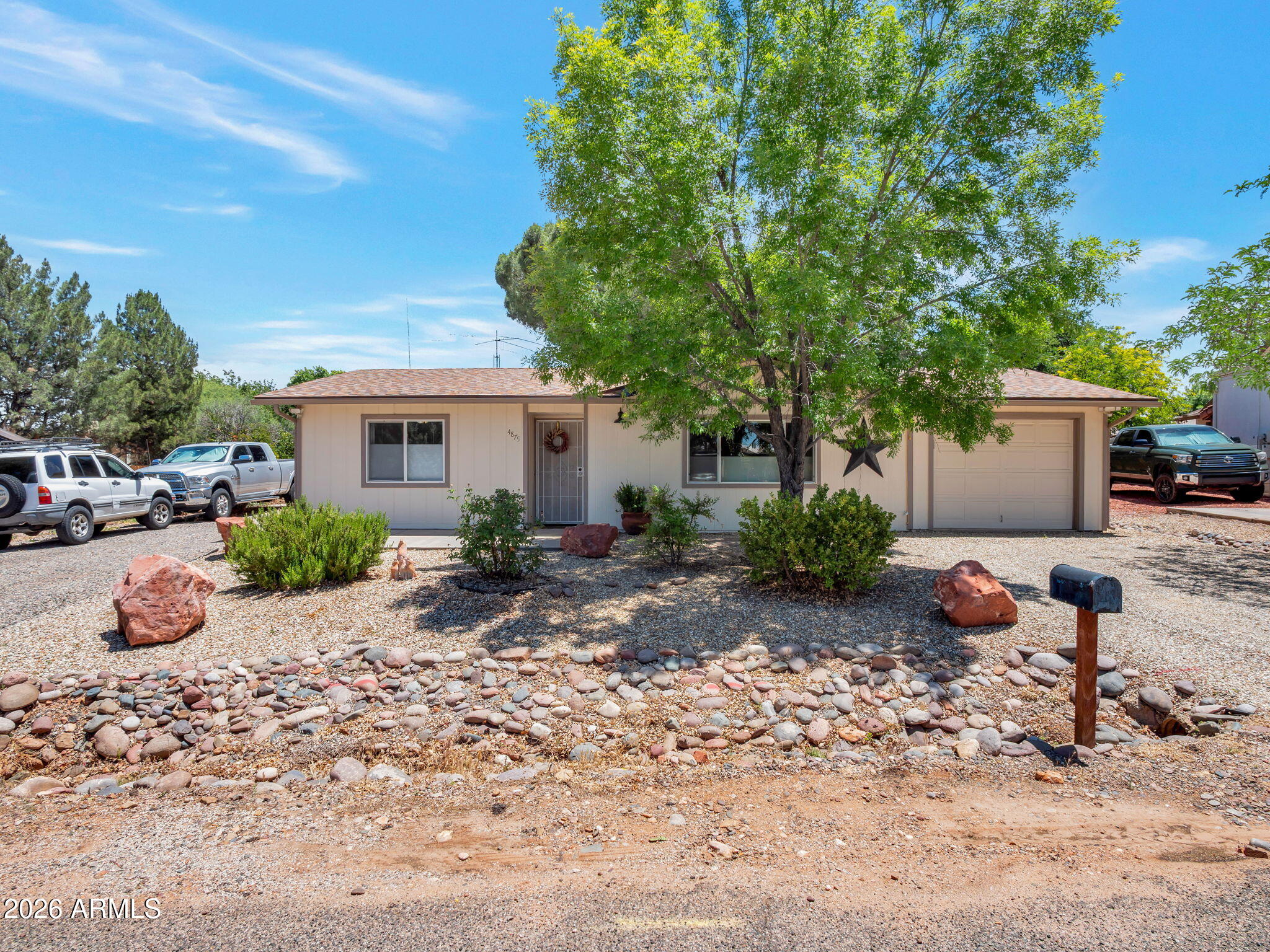 4879 E HORSESHOE Lane