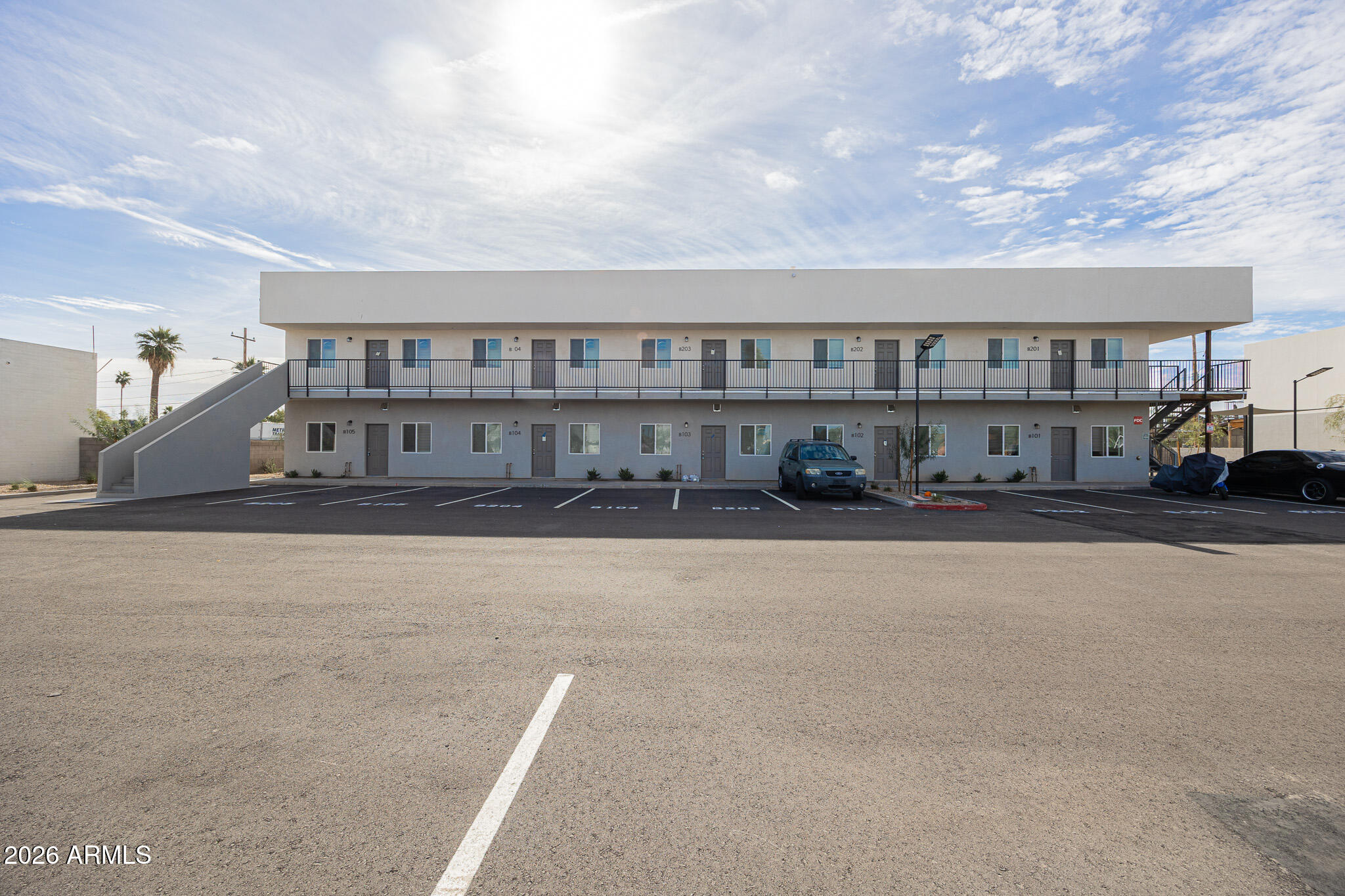 2121 W ADAMS Street B202