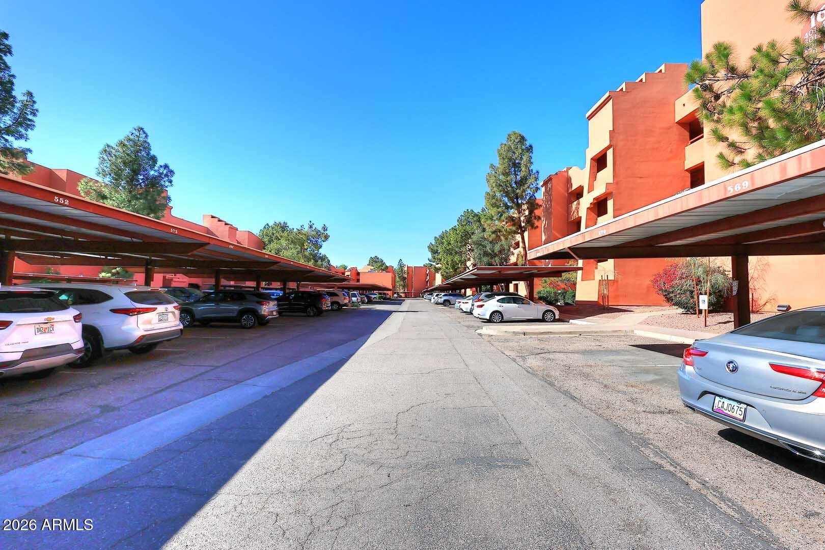 12212 N PARADISE VILLAGE Parkway S 302