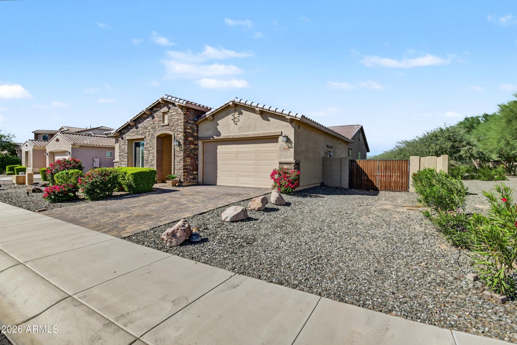 Photo of 5340 N 190th Drive, Litchfield Park, AZ 85340 (MLS # 7095703)