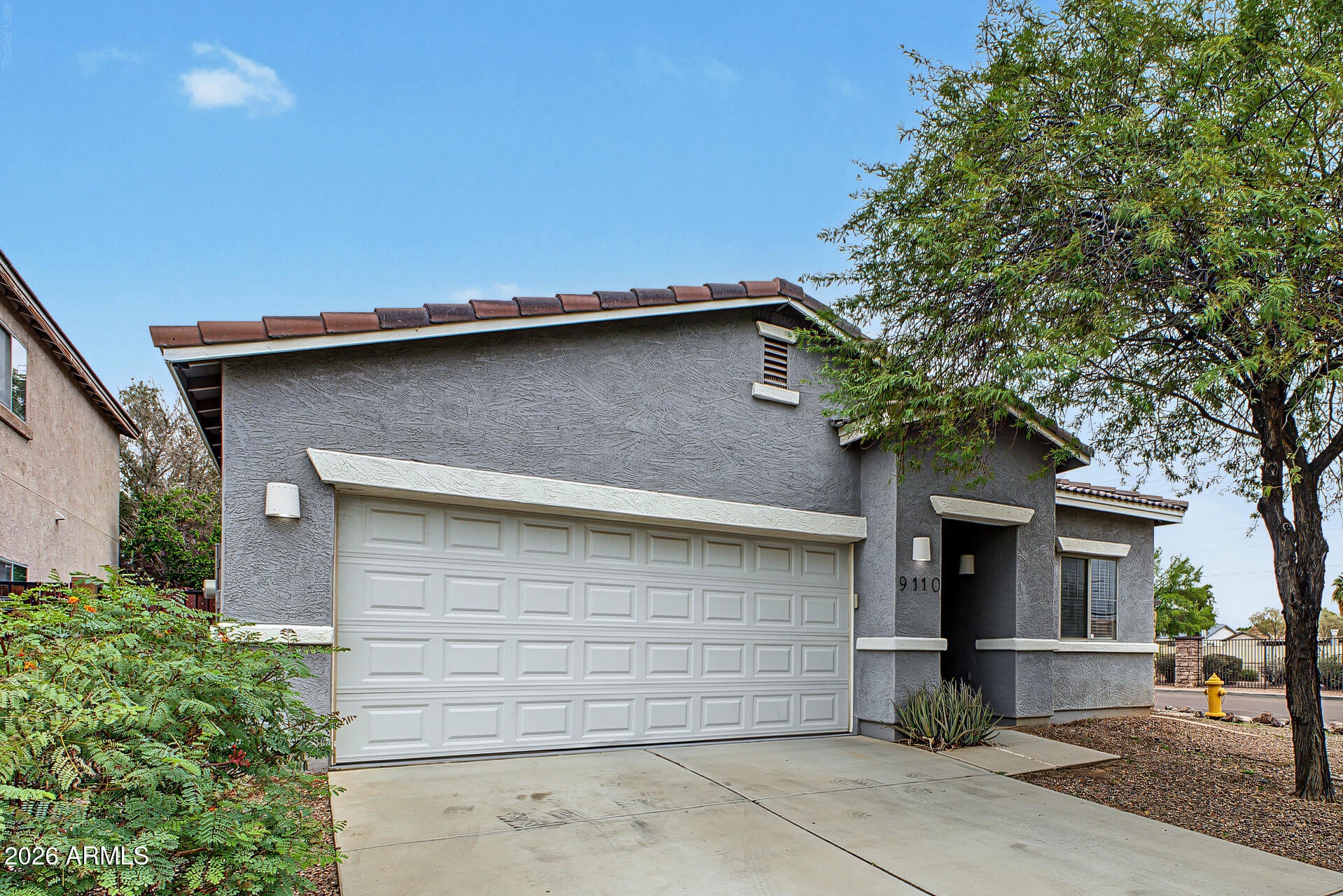 9110 W VERNON Avenue