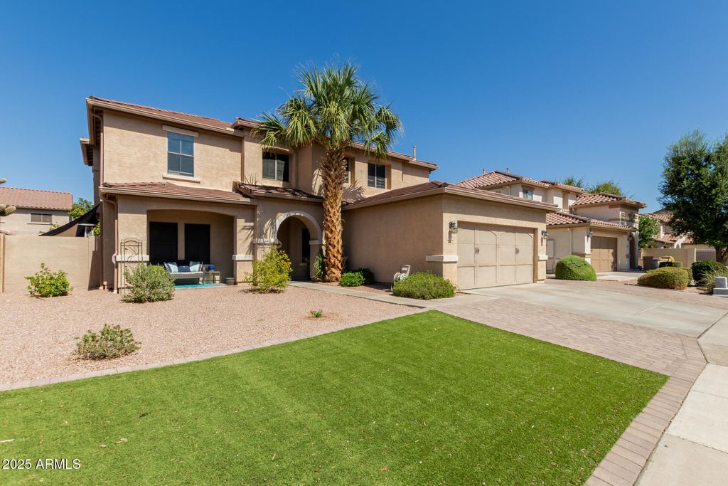 Photo of 3726 E Betsy Lane, Gilbert, AZ 85296 (MLS # 6927087)
