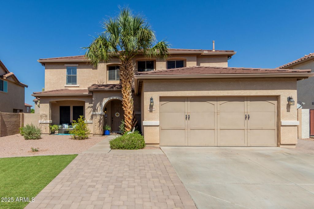 Photo of 3726 E Betsy Lane, Gilbert, AZ 85296 (MLS # 6927087)