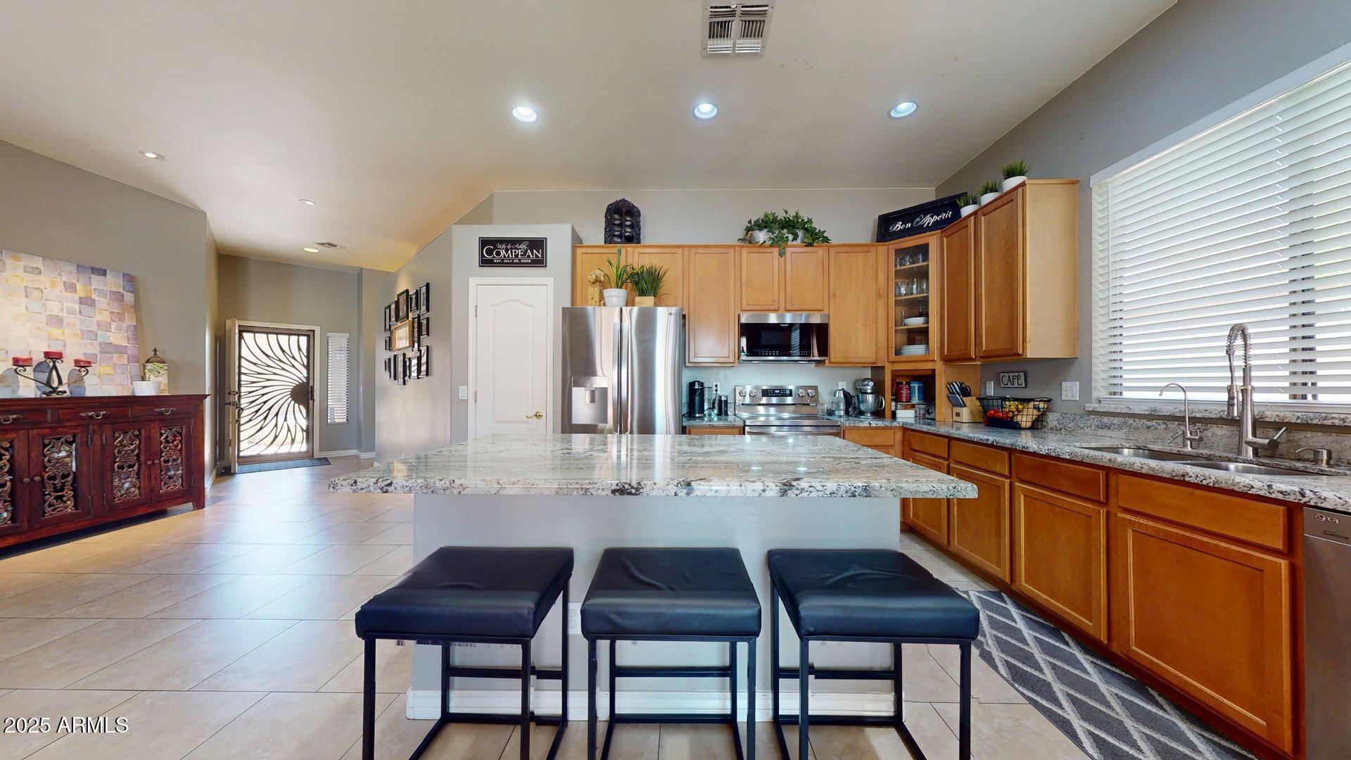 8746 E PLATA Avenue