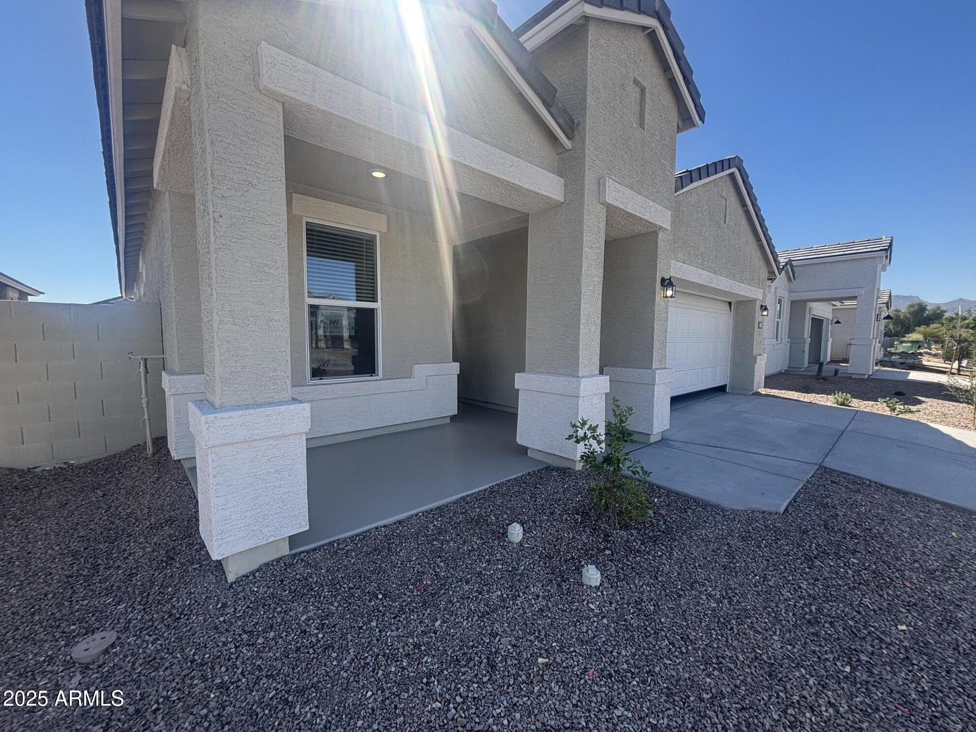 17807 W VOGEL Avenue