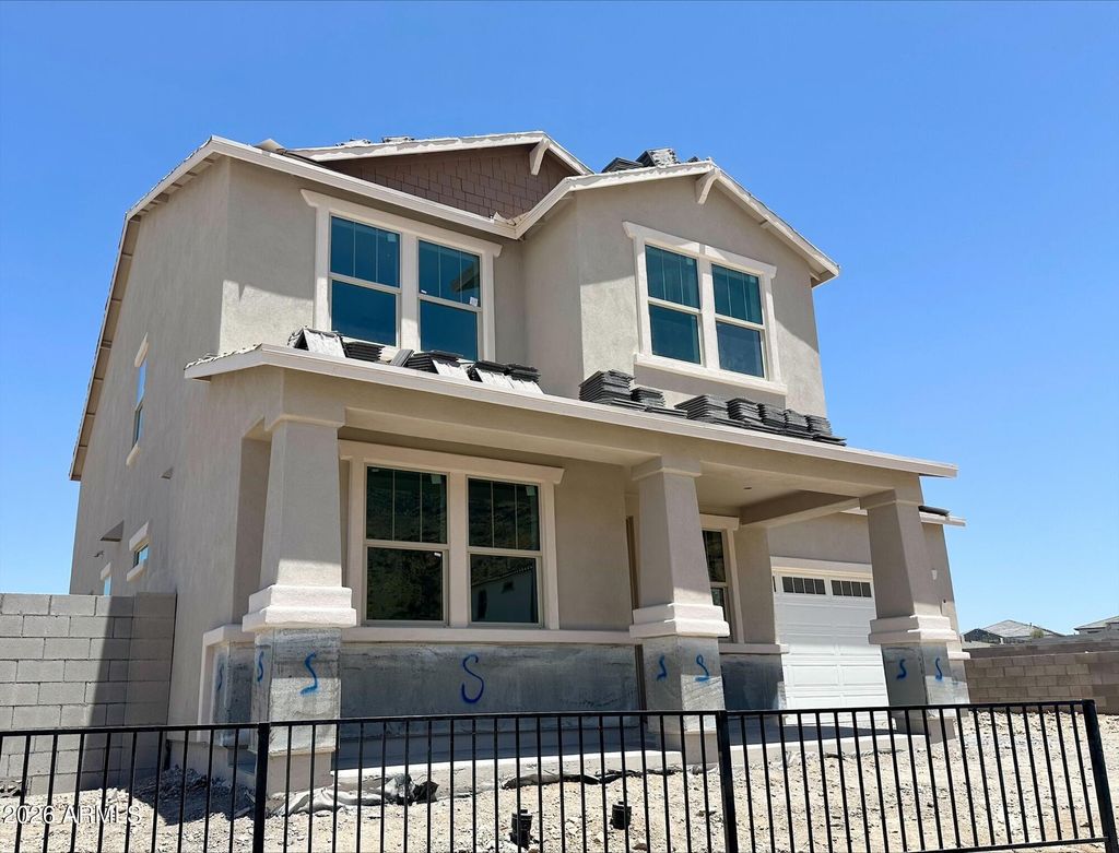 Photo of 2122 W Desert View Drive, Phoenix, AZ 85041 (MLS # 7032607)