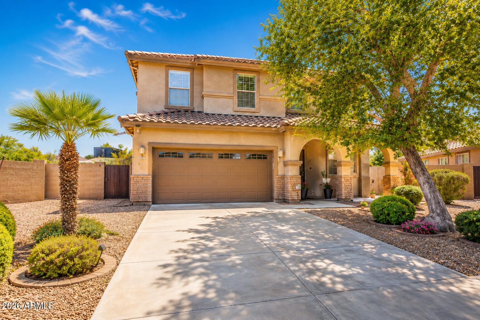5011 S CARLYLE Drive