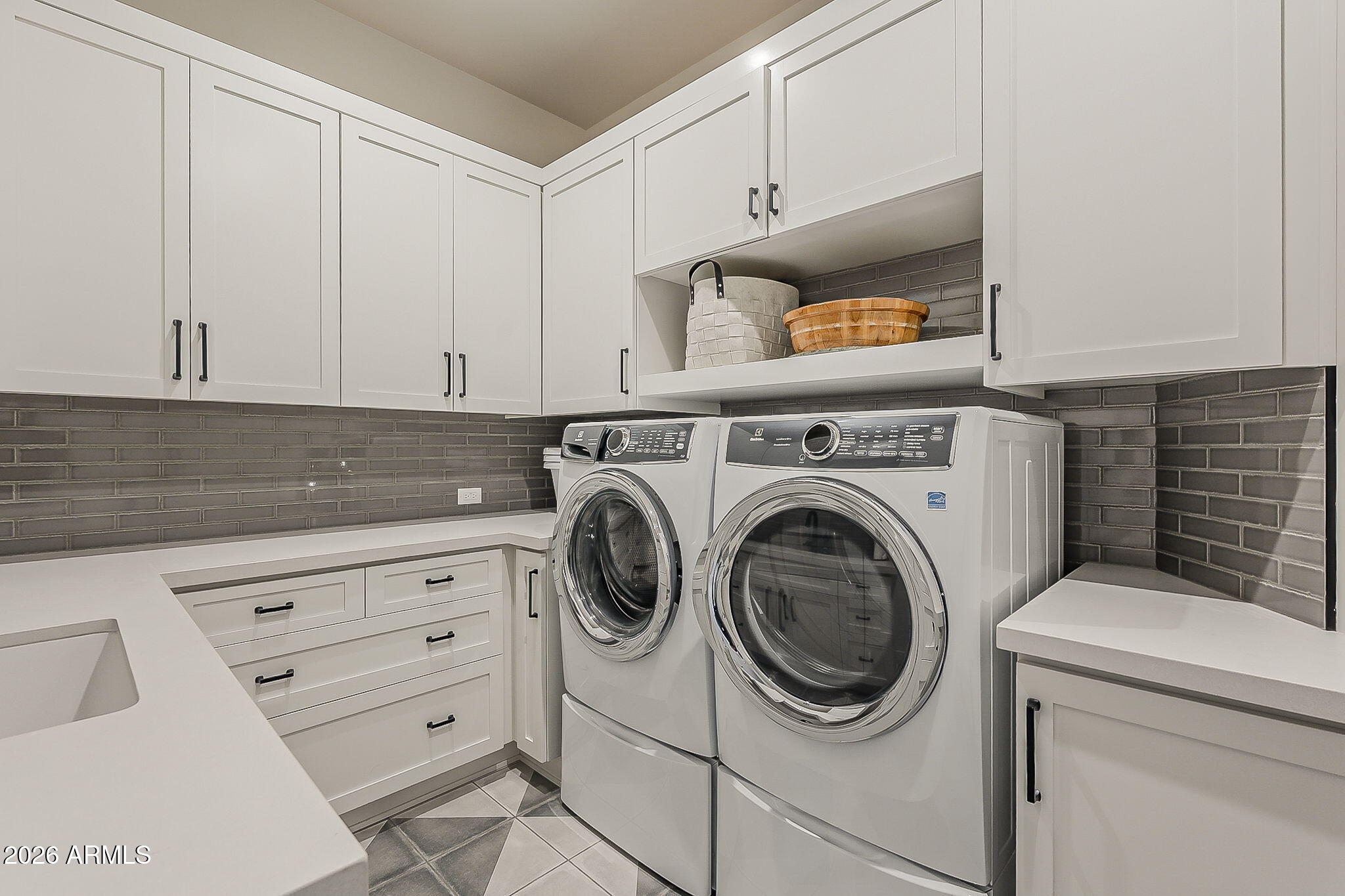 EAGLE RIDGE AT FOUNTAIN HILLS - Residential