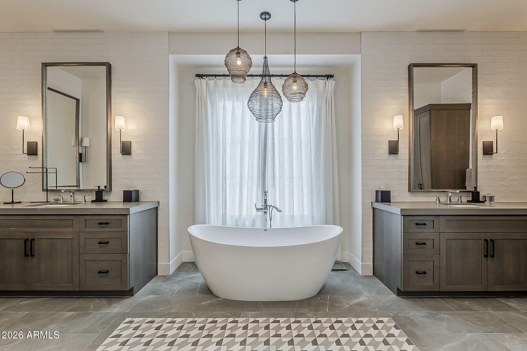 EAGLE RIDGE AT FOUNTAIN HILLS - Residential