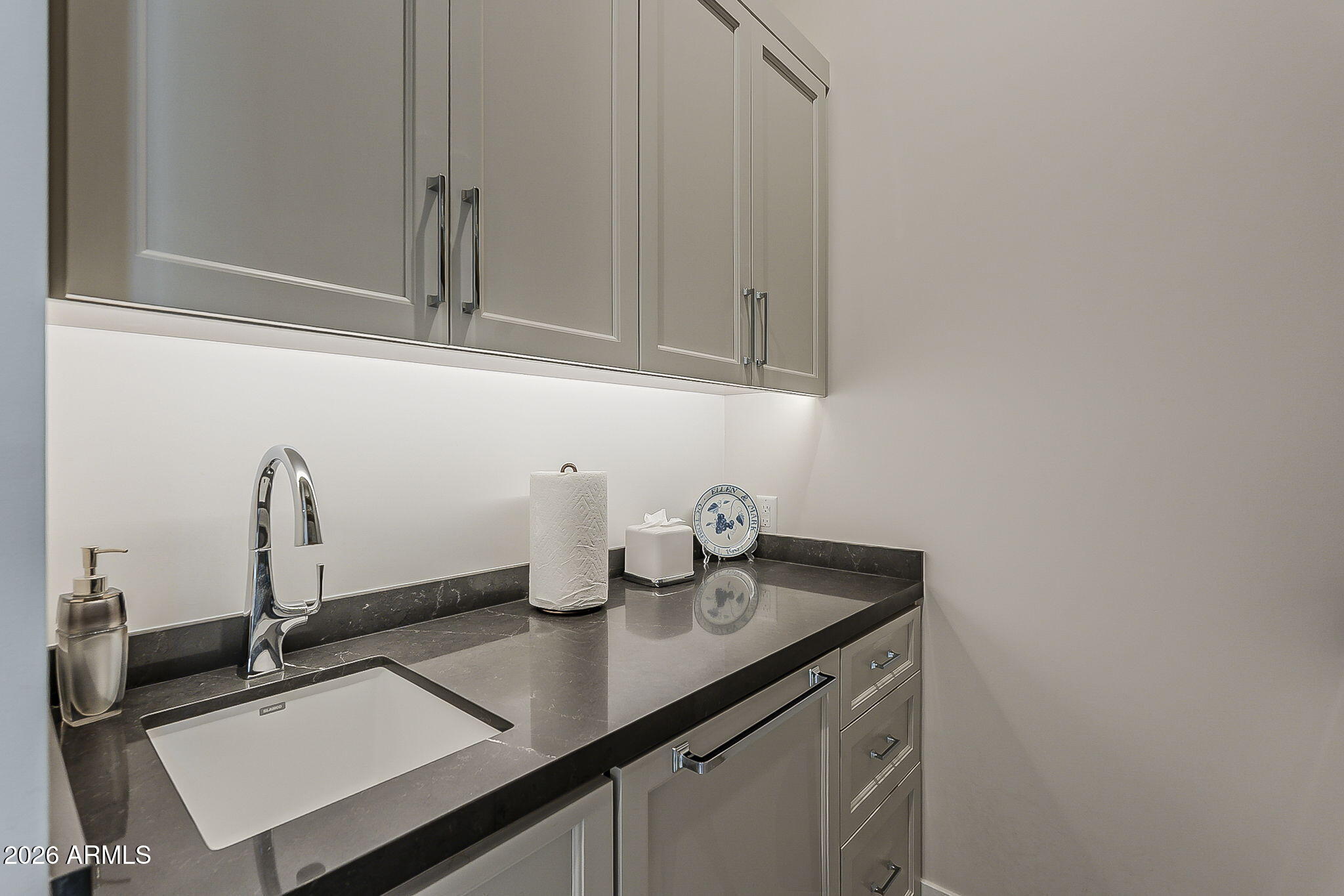 EAGLE RIDGE AT FOUNTAIN HILLS - Residential
