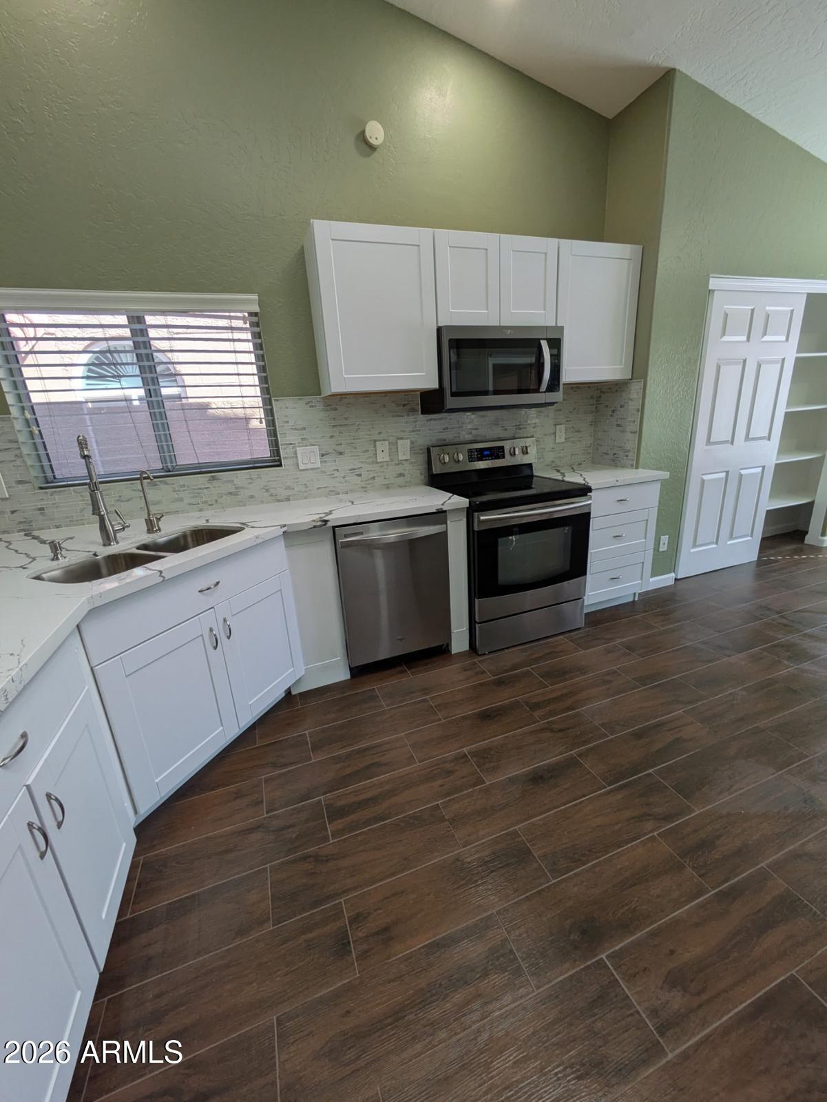 3121 W FRANKFURT Drive