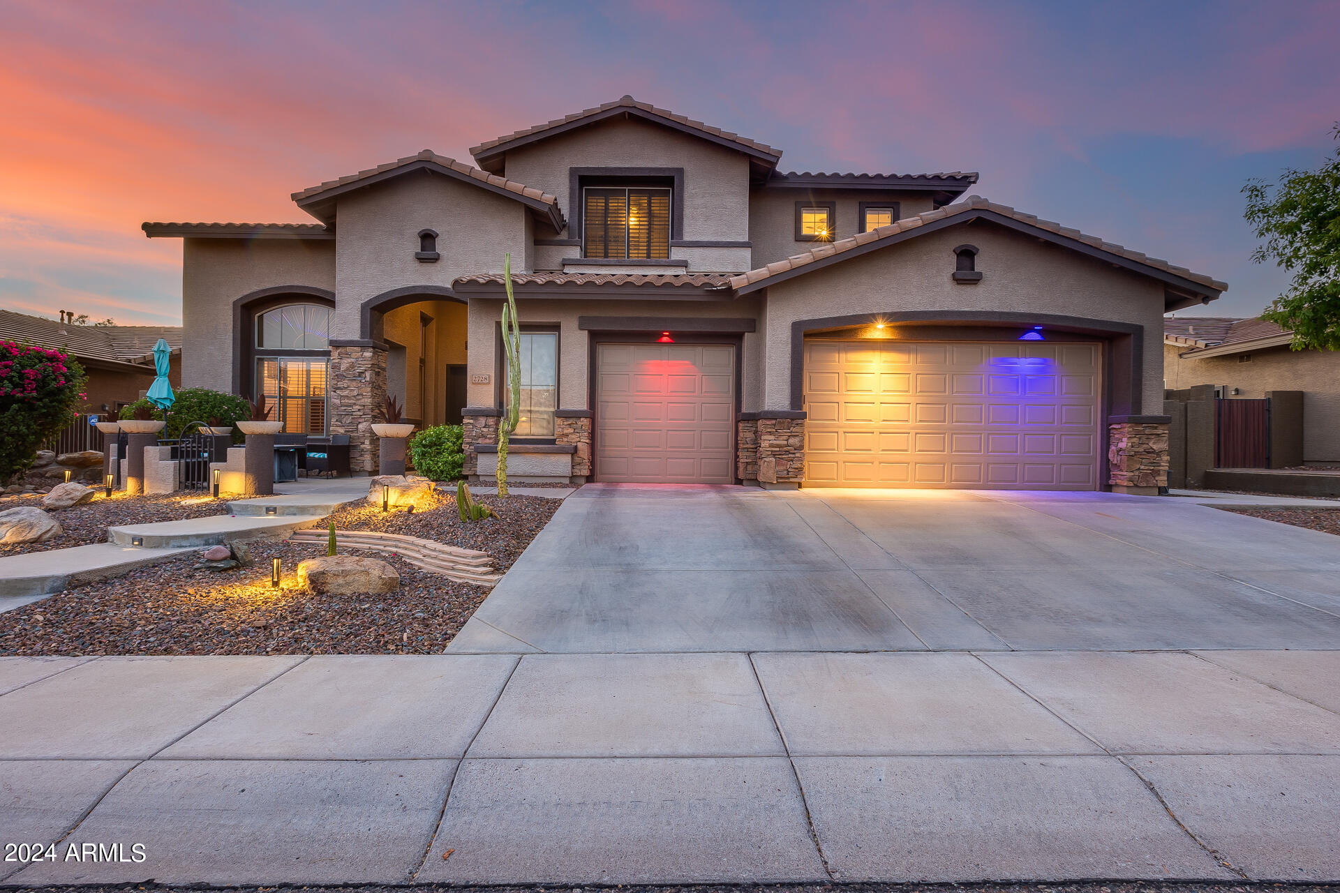 2728 W ADVENTURE Drive