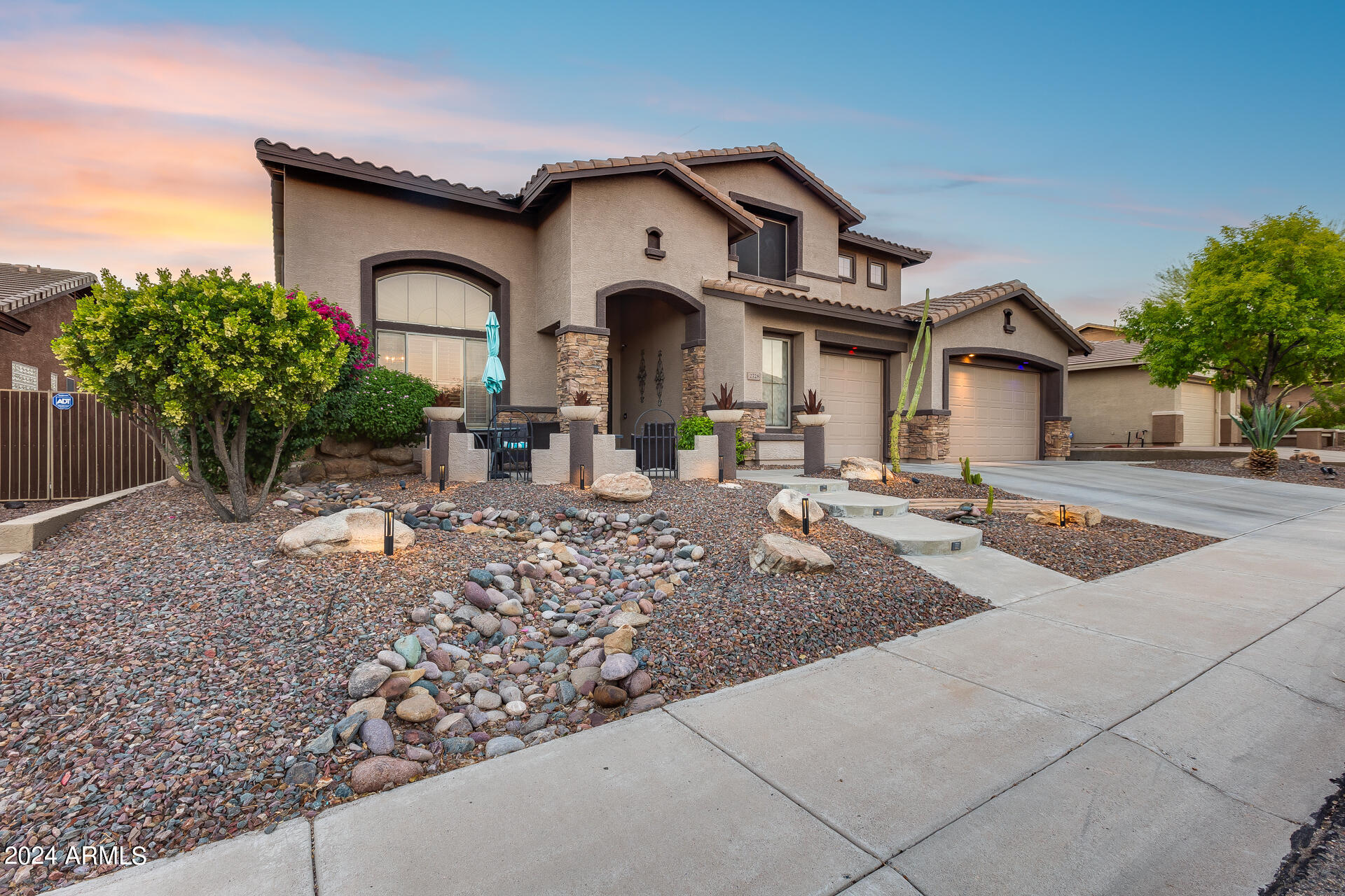 2728 W ADVENTURE Drive