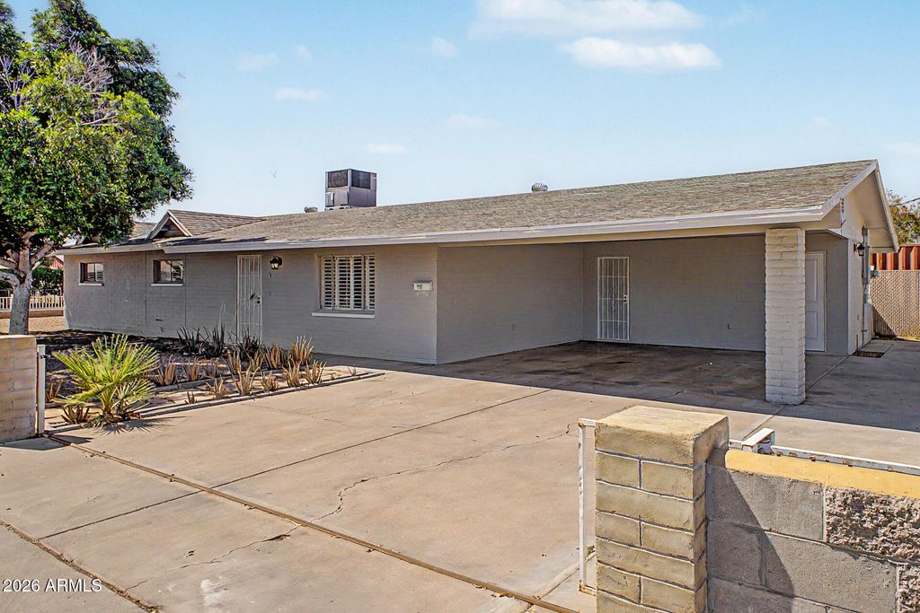 Photo of 68 W 10th Avenue, Mesa, AZ 85210 (MLS # 7026136)