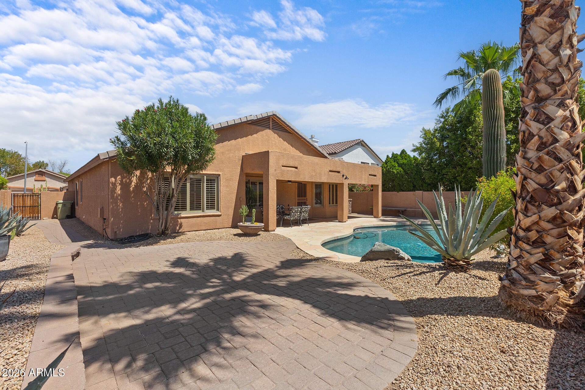 7415 W AURORA Drive