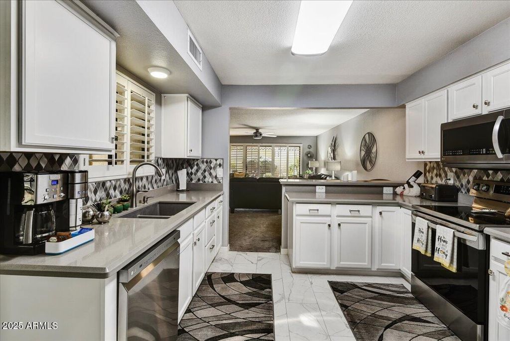 Photo of 9115 W Kimberly Way, Peoria, AZ 85382 (MLS # 6928055)
