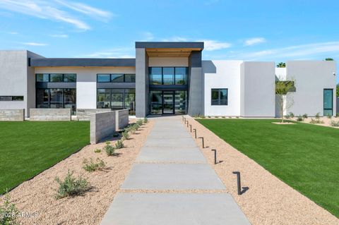 10420 N 64TH Place Paradise Valley AZ 85253