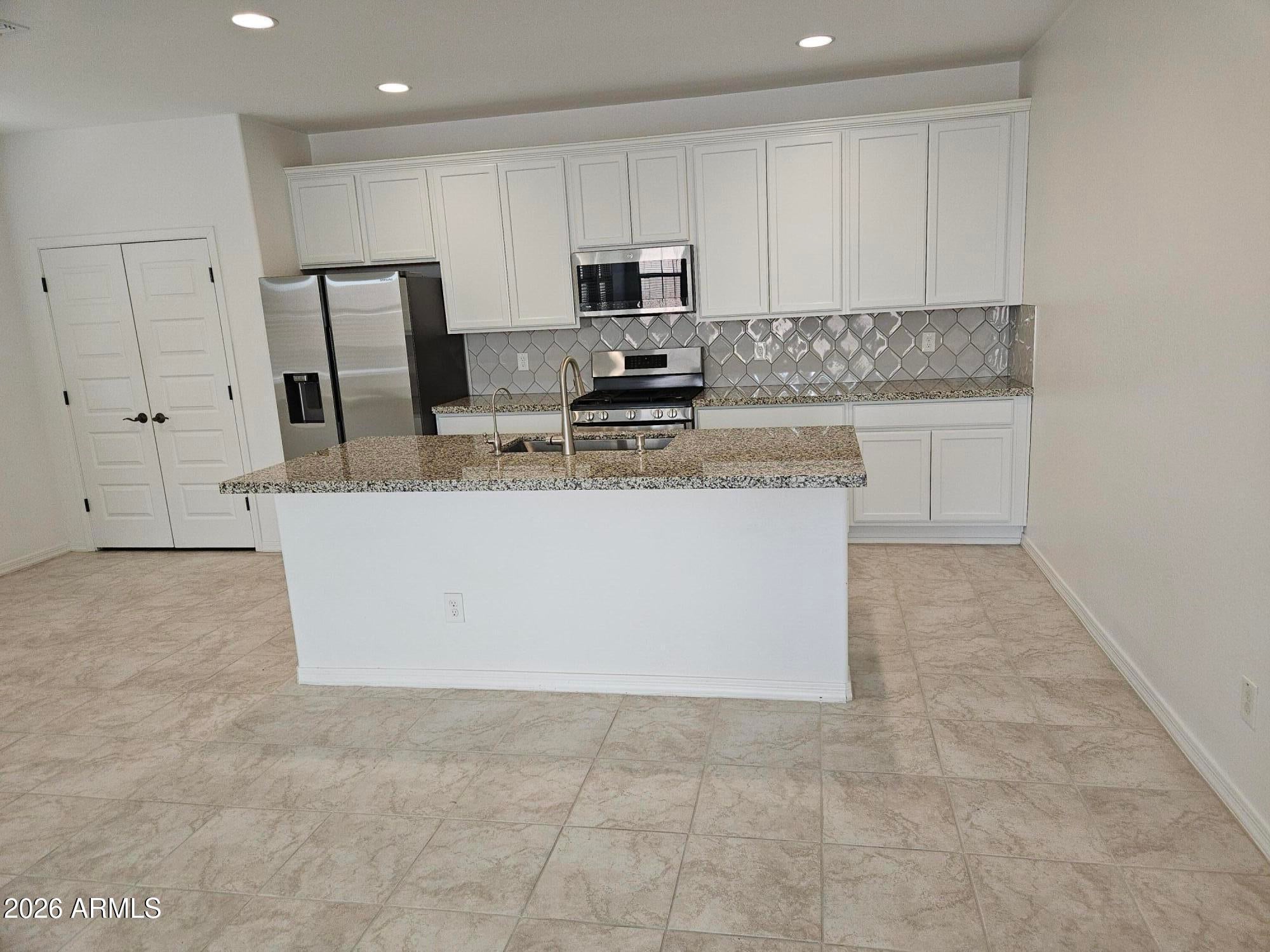 14224 W HACKAMORE Drive