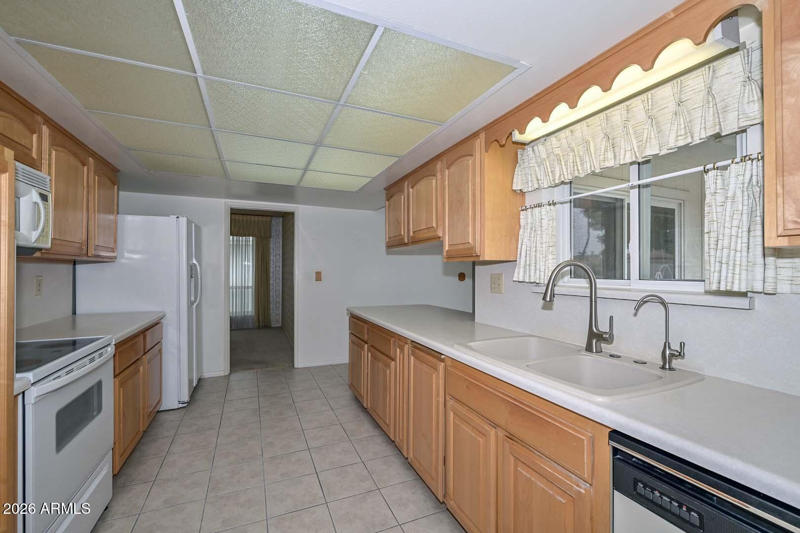 10226 W FORRESTER Drive