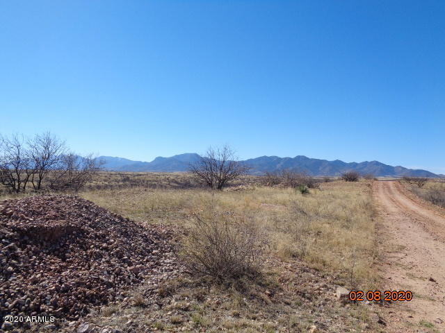 LAZY DS RANCH ESTATES - Residential