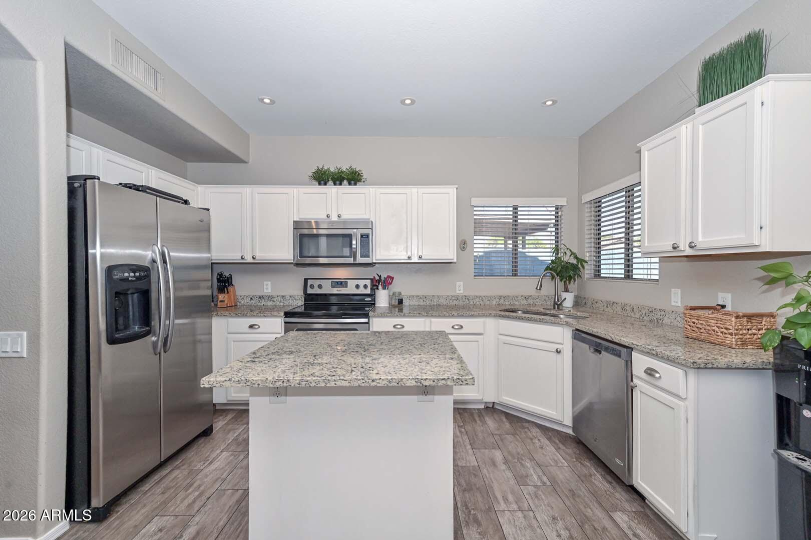 6946 W VIA DEL SOL Drive