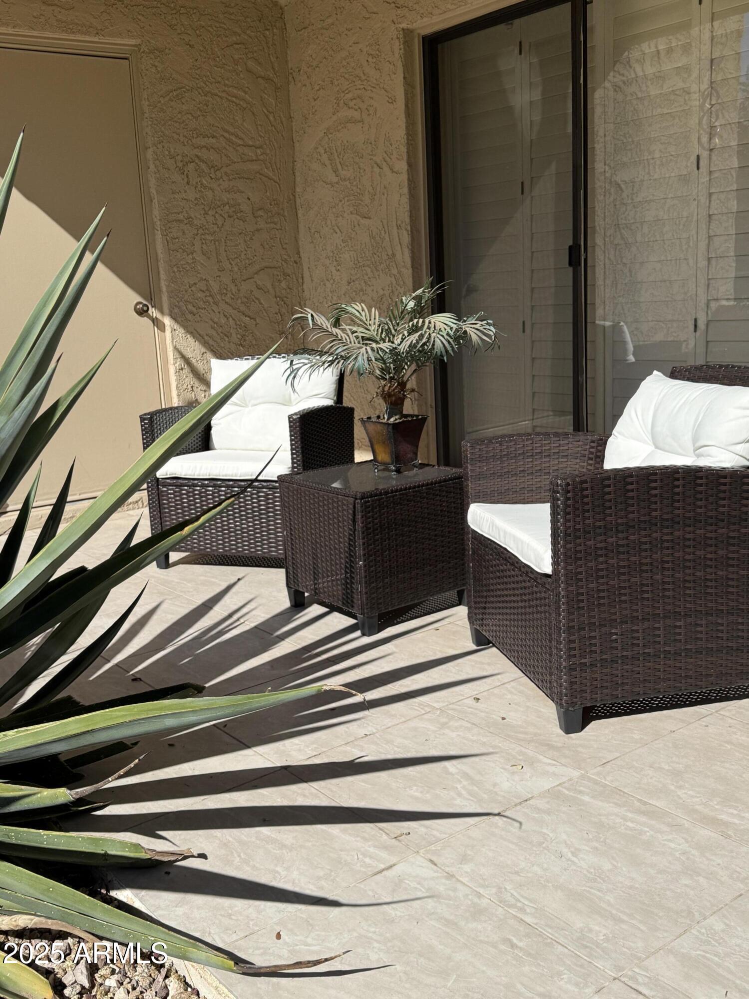 8649 E ROYAL PALM Road 104