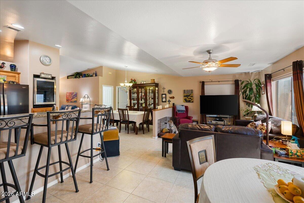737 PEPPERMINT Way
