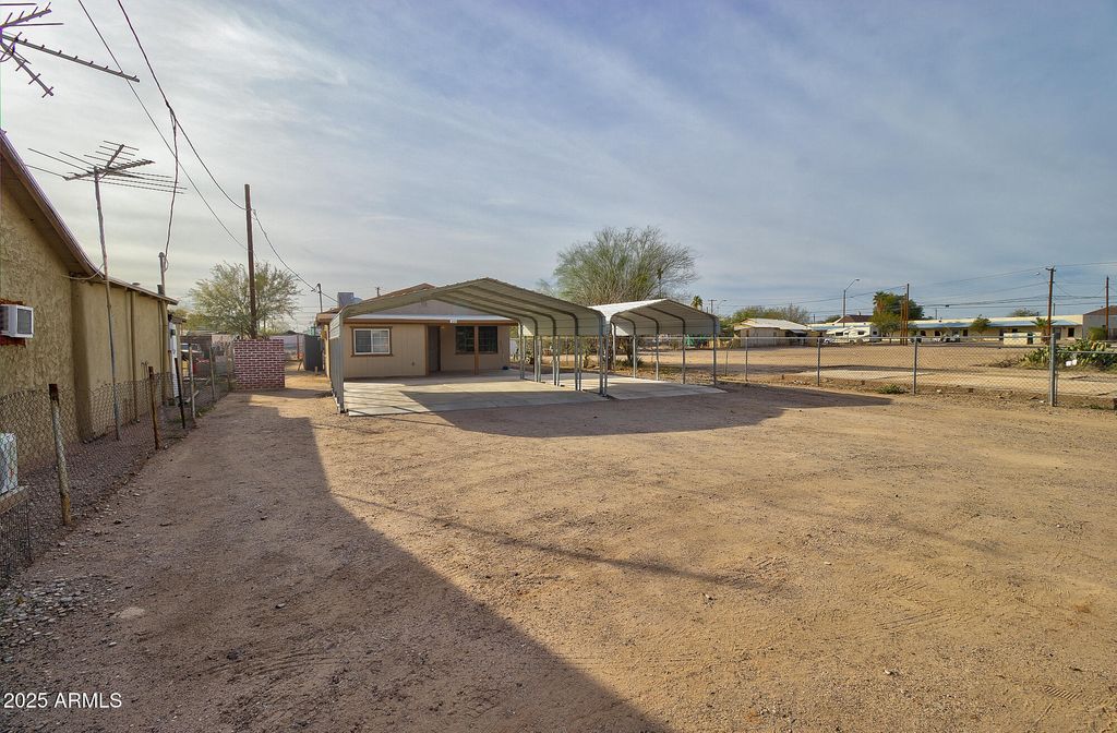 Photo of 207 E 6th Street, Eloy, AZ 85131 (MLS # 6961278)