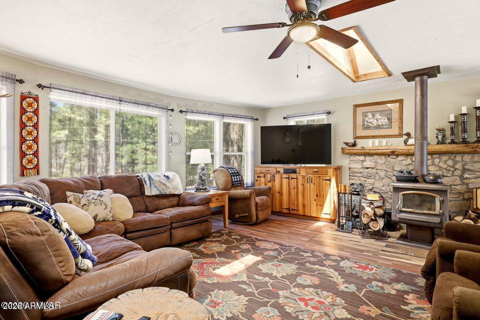 18 COUNTY ROAD N2120 -- 2120