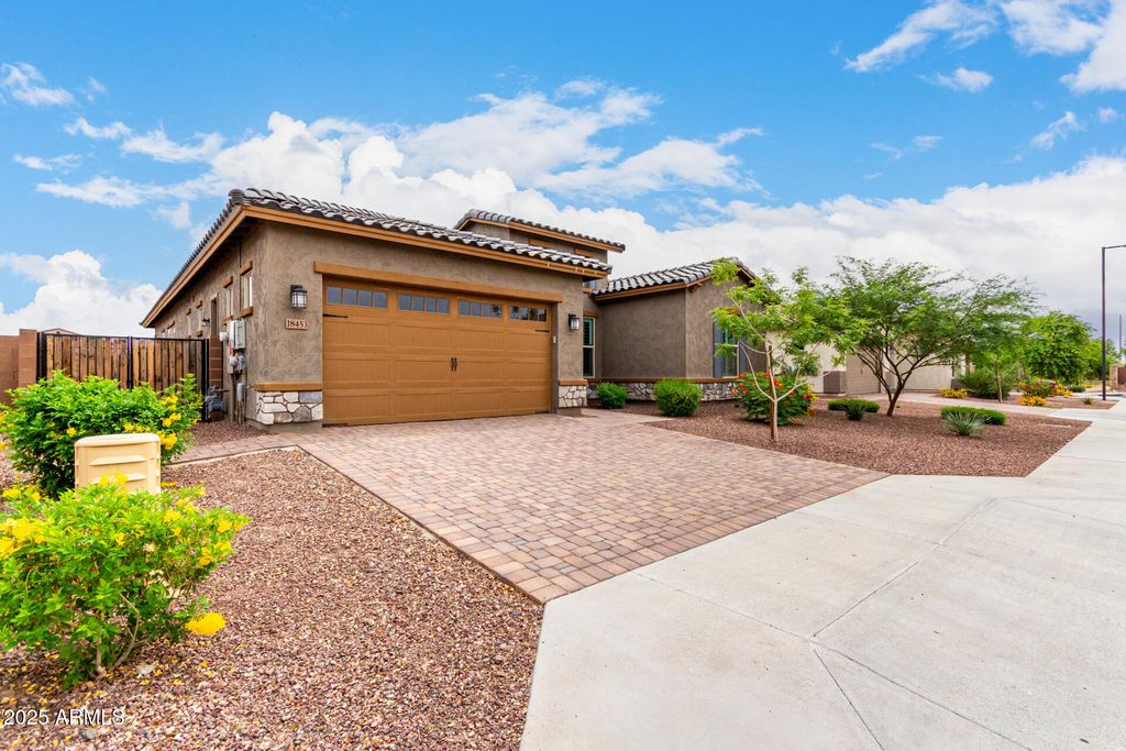 Photo of 18453 W Elwood Street, Goodyear, AZ 85338 (MLS # 6994404)