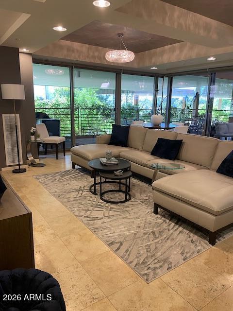 7127 E RANCHO VISTA Drive 2001