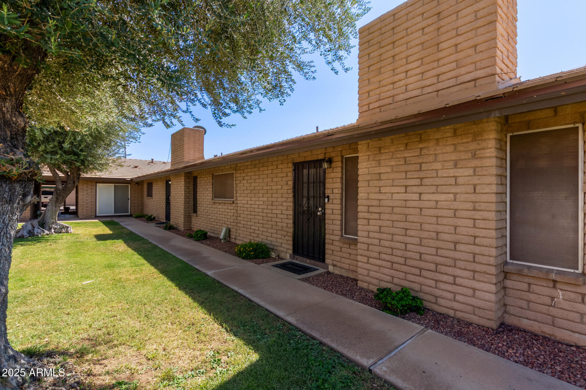 2015 E SOUTHERN Avenue 2