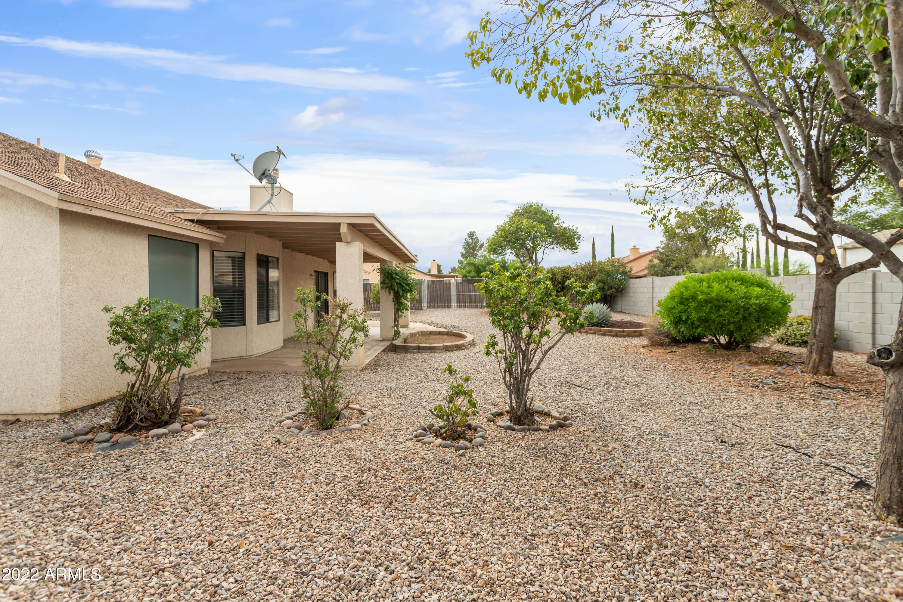 MISSION HILLS ESTATES TR UNIT 115 - Residential