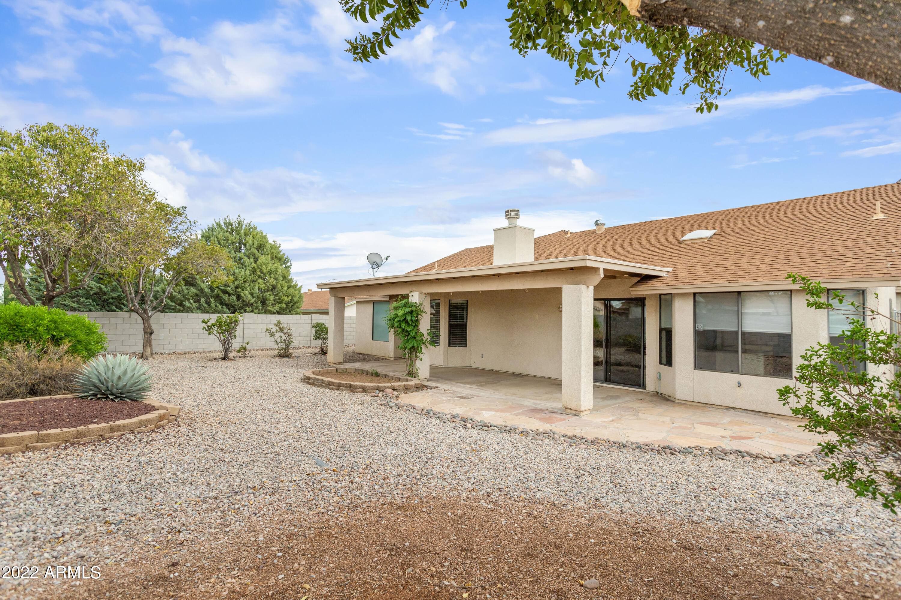 MISSION HILLS ESTATES TR UNIT 115 - Residential