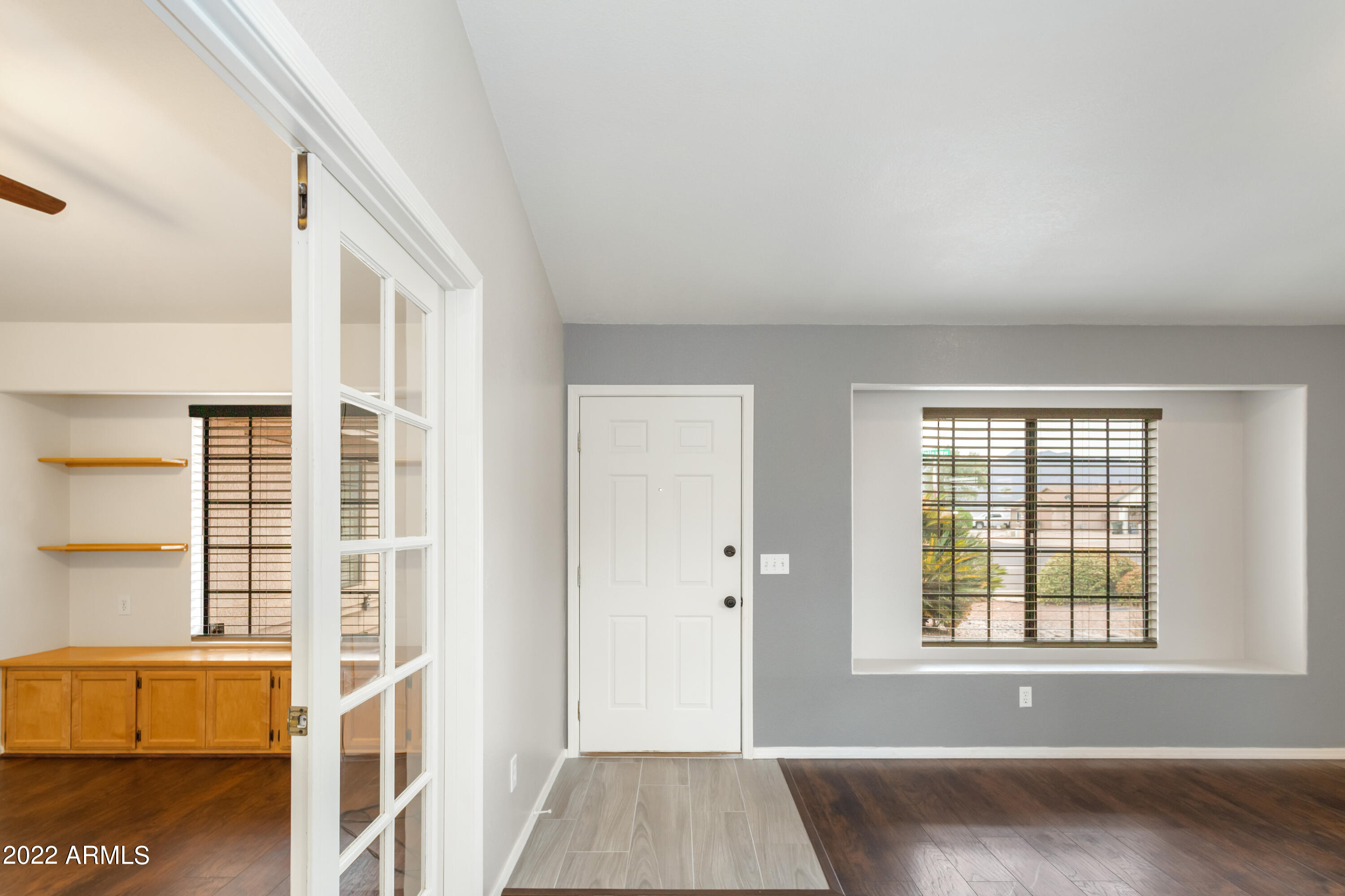 MISSION HILLS ESTATES TR UNIT 115 - Residential