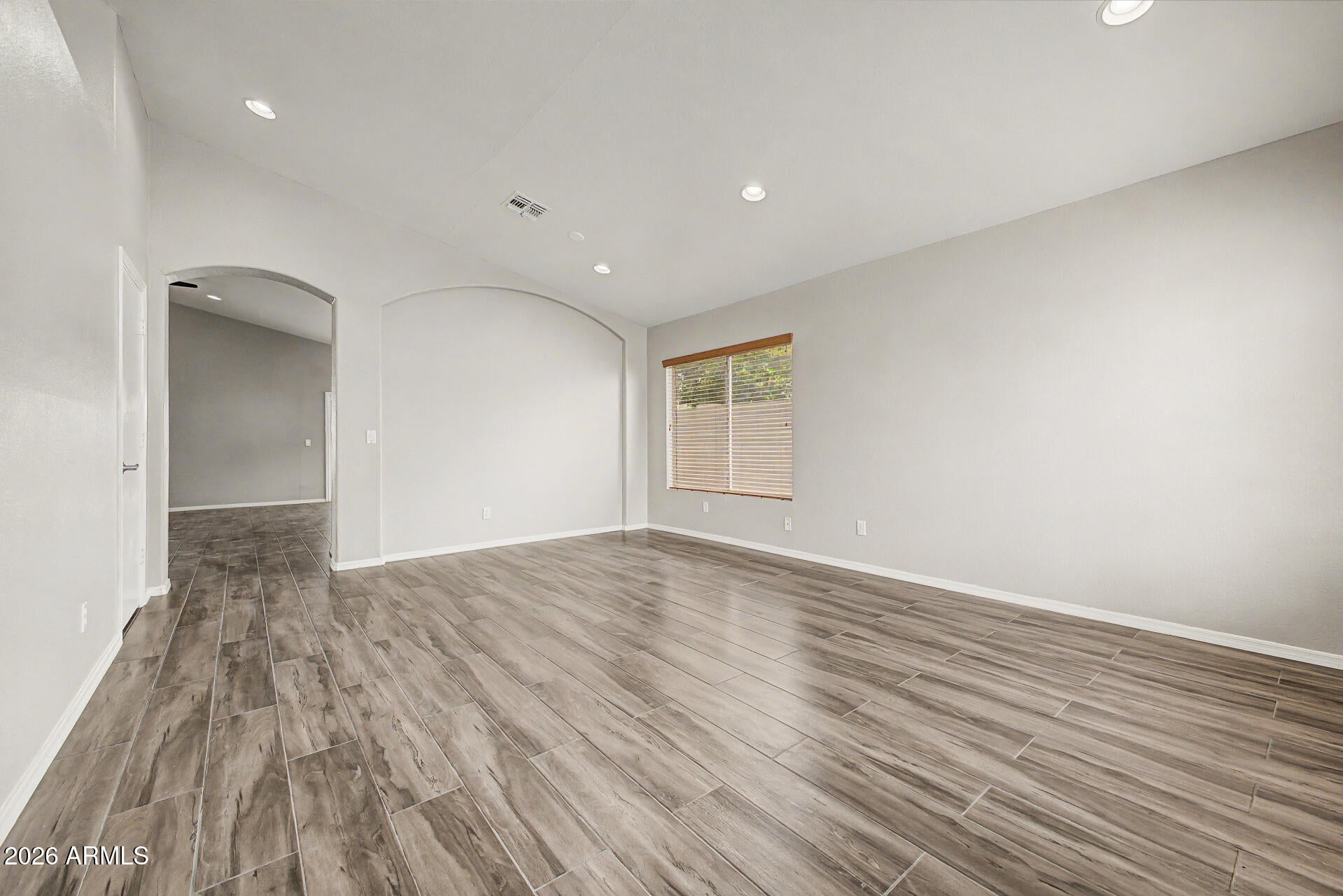 308 W LIBERTY Lane