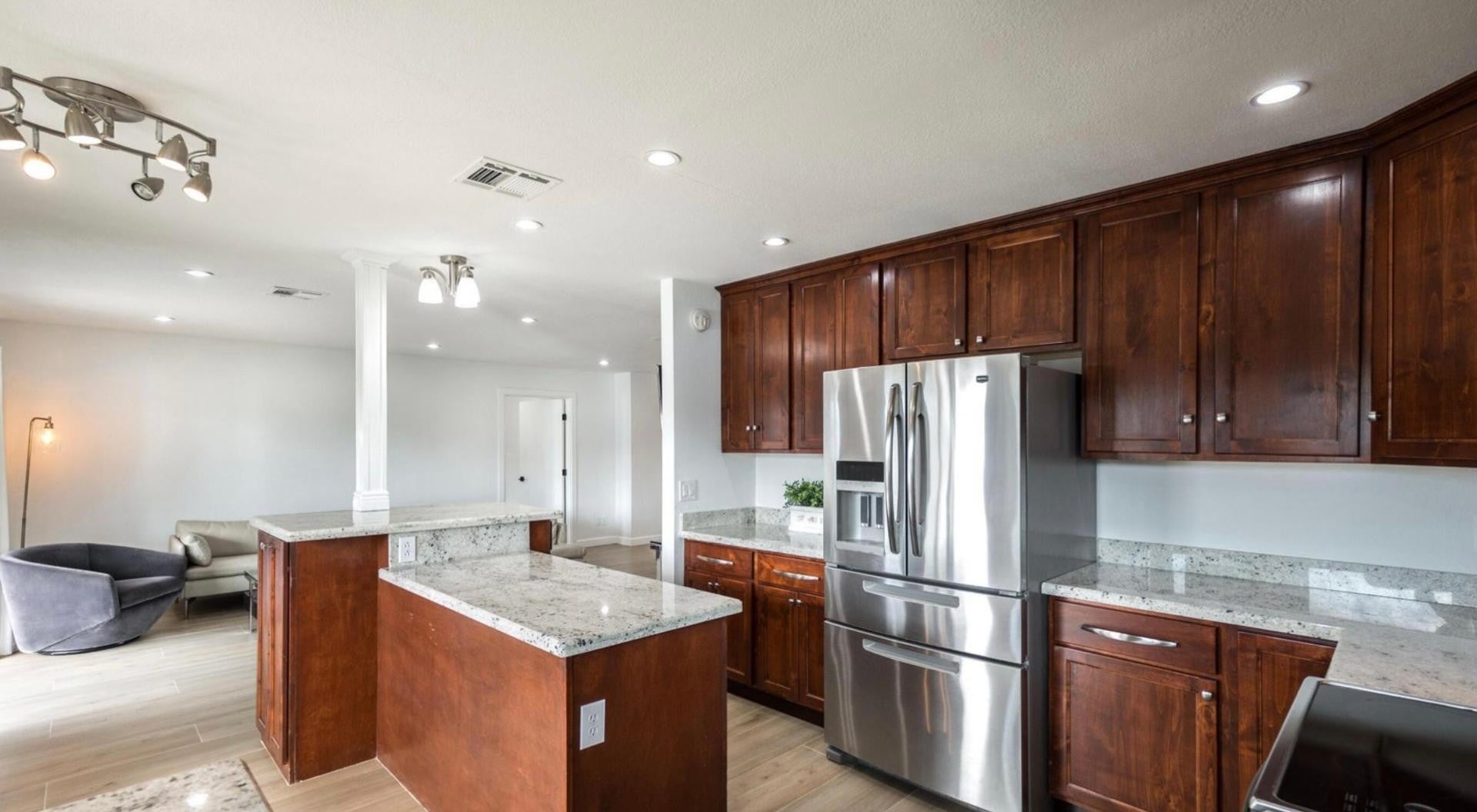 7837 E Via Marina --